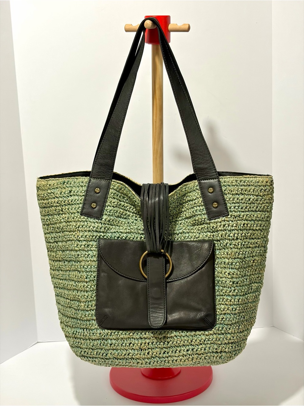 Free People En Riva Raffia Tote in Moss Green